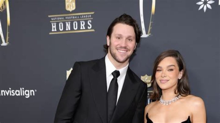Discover The Secrets Of Hailee Steinfeld's Net Worth