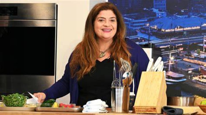 Discover The Truth Behind Alex Guarnaschelli's Marital Status