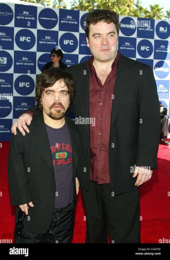 Does Peter Dinklage Have A Fraternal Twin Brother?