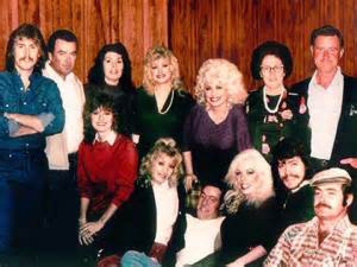 Dolly Parton Siblings Photos