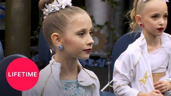 Elliana Dance Moms Mom