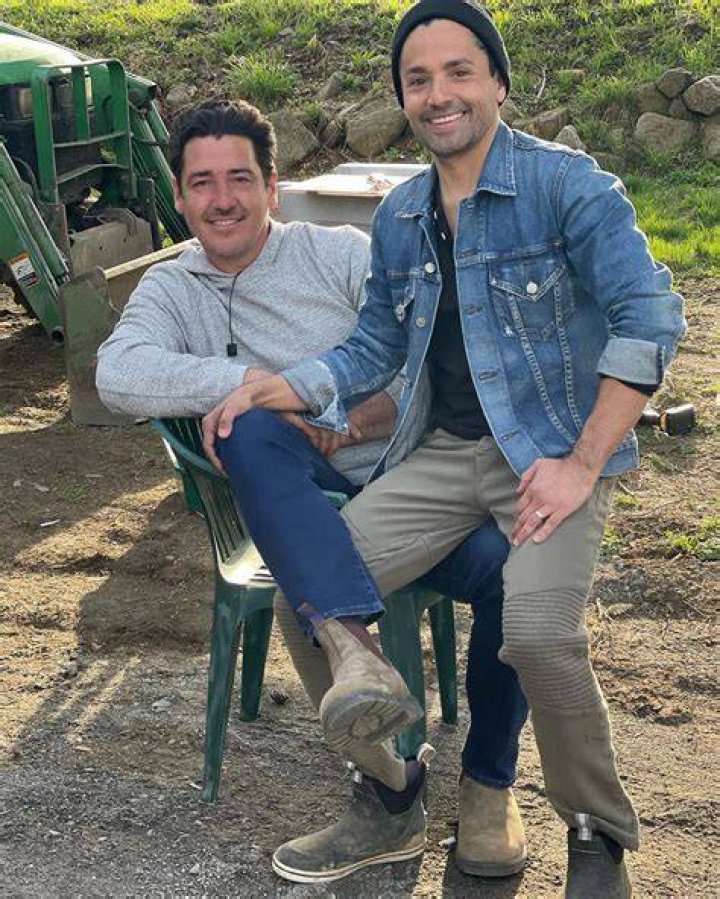 Exploring The Family Roots Of Jordan And Jonathan Knight