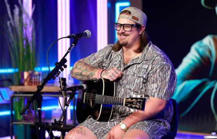 Exploring The Singer-Songwriter's Love Life