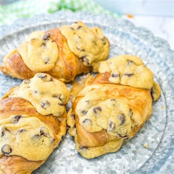 Irresistible Chocolate Chip Cookie Croissant Recipe: A Culinary Symphony