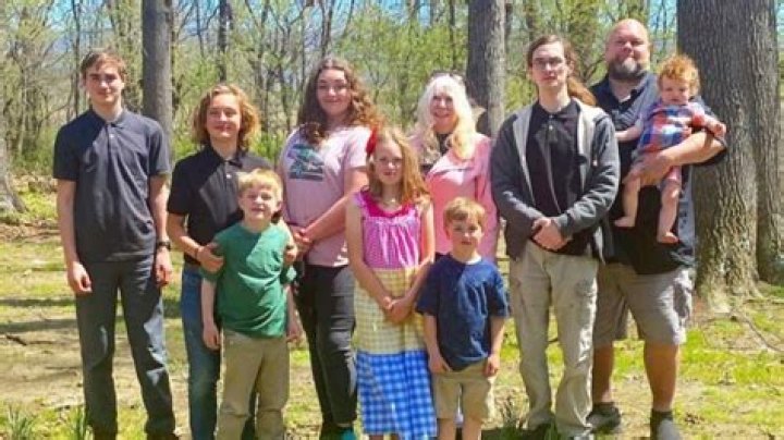 Latest Obituary News For Jam Merrill Stewart's Husband, Travis