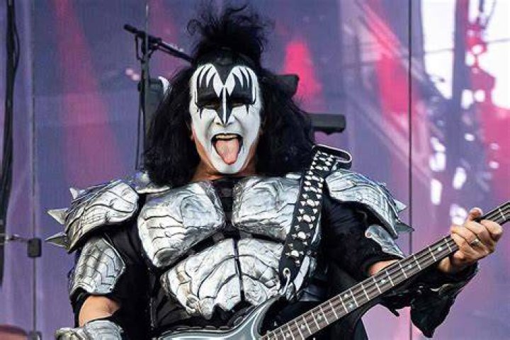 Love And Marriage Of The KISS Guitarist