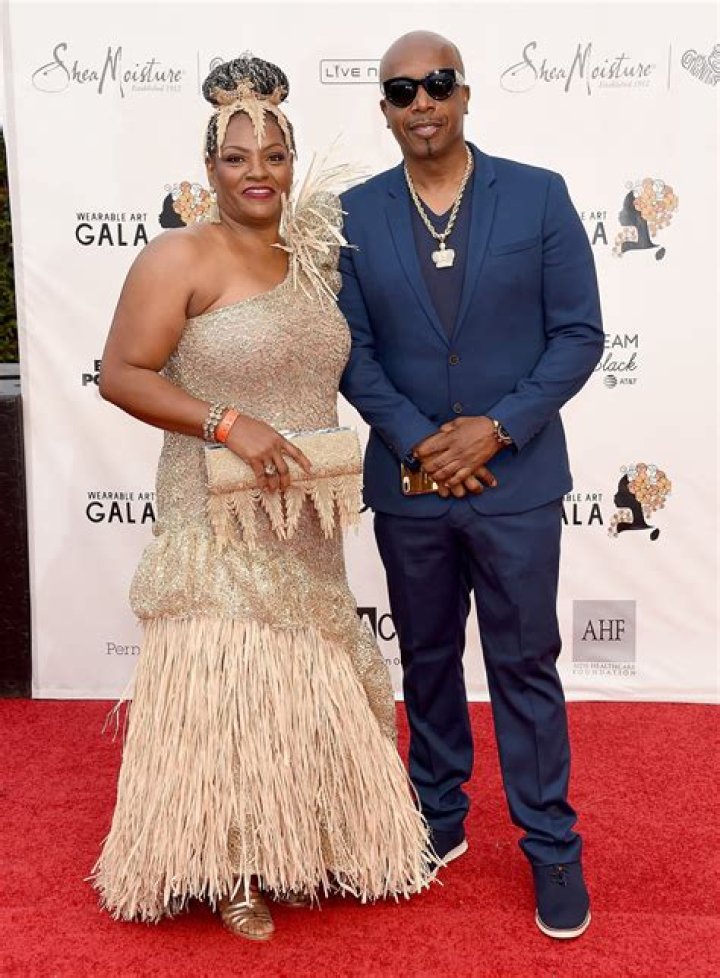 M C Hammer Wife