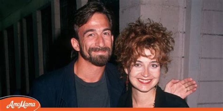 Meet Annie Potts And Steven Hartley: A Hollywood Couple's Journey