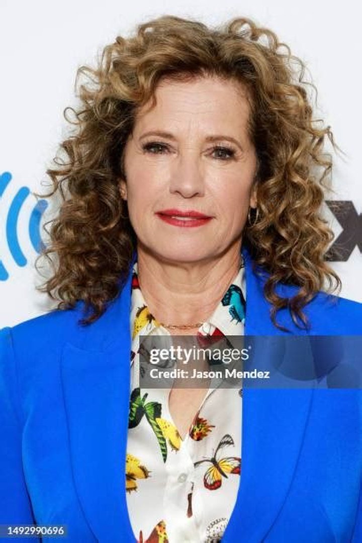 Nancy Travis Now