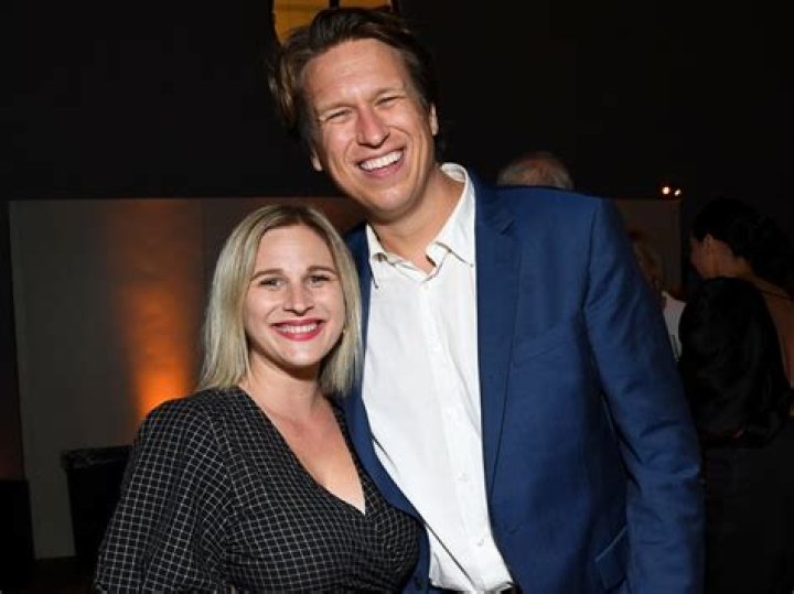 Pete Holmes' Wife: Discover Her Identity And Relationship With The Comedian