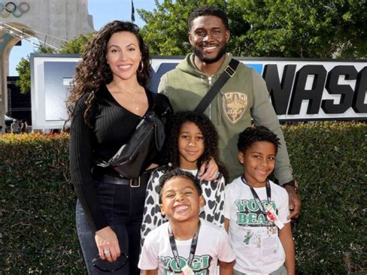 Reggie Bush's Wife: Meet Lilit Avagyan Bush
