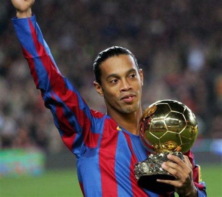 Ronaldinho Announces Retirement From Professional Football