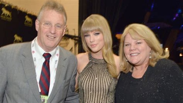 Taylor Swift's Parents Find Love Again: A New Chapter | Relationship News