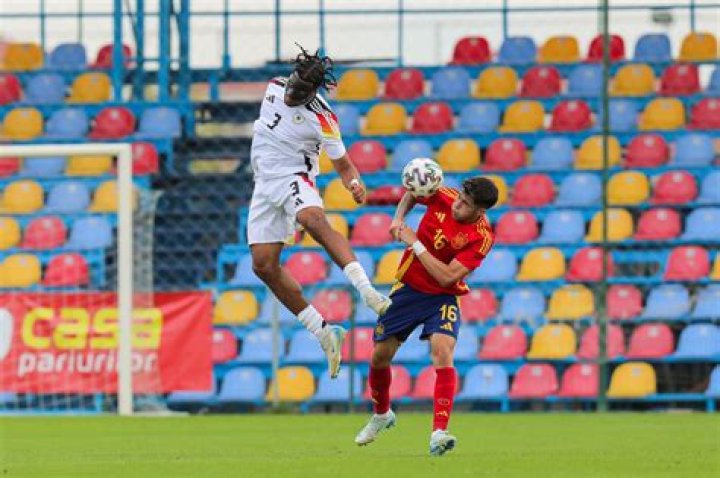 The Future Of La Roja: 16-Year-Old Spanish Prodigy Lighting Up The Field