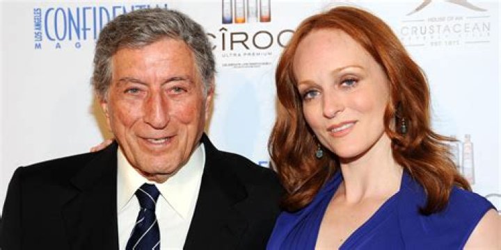 Tony Bennett's Staggering Net Worth Revealed