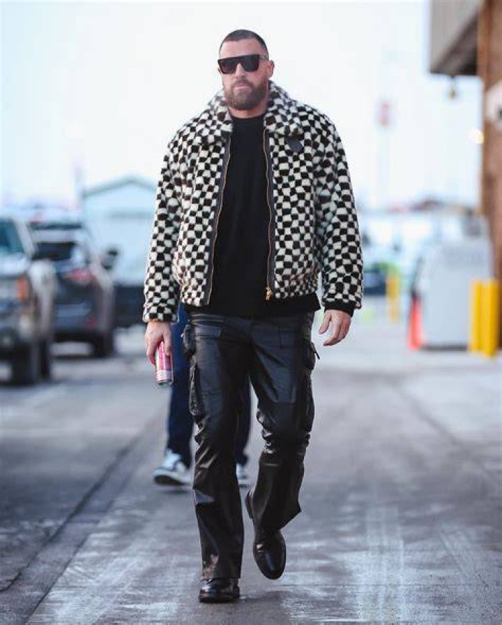 Travis Kelce Fashion: The Ultimate Style Guide For Football Fans