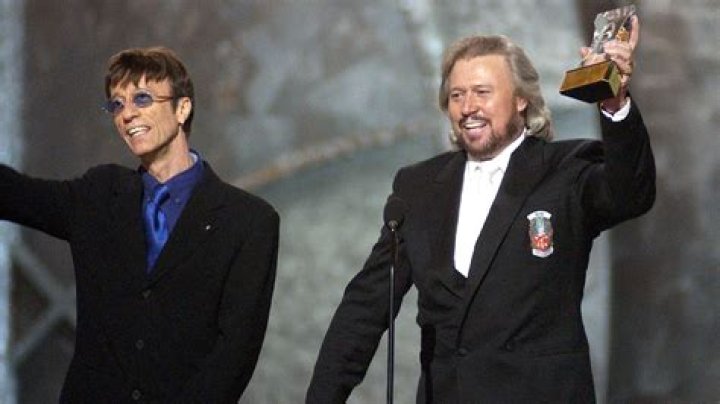 Uncover The Height Of Music Legend: Barry Gibb