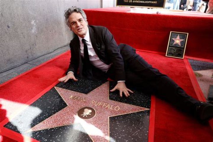 Uncovering The Private Lives Of A Hollywood Star