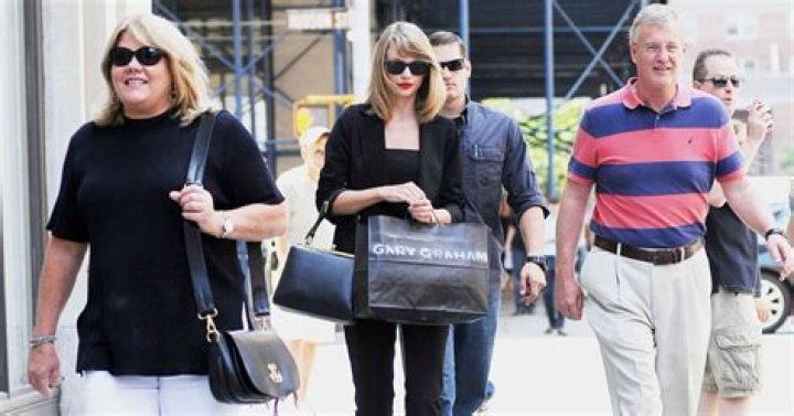Uncovering The Truth: Did Taylor Swift's Parents Go Through A Divorce?