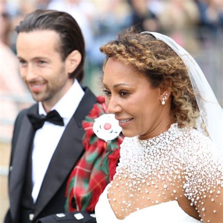 Unraveling "Who Is Jon B Married To"