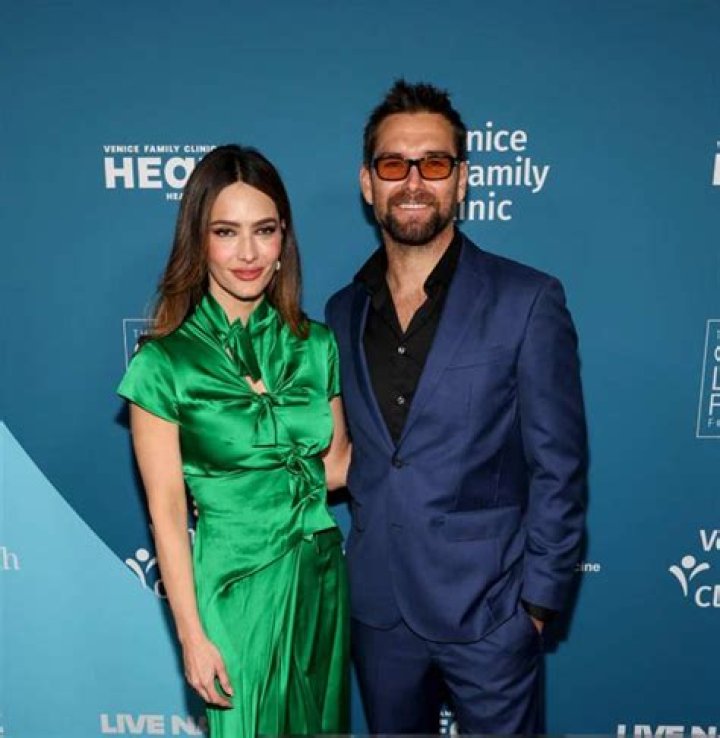 Who's Antony Starr's Beloved Partner? Uncover His Marital Status