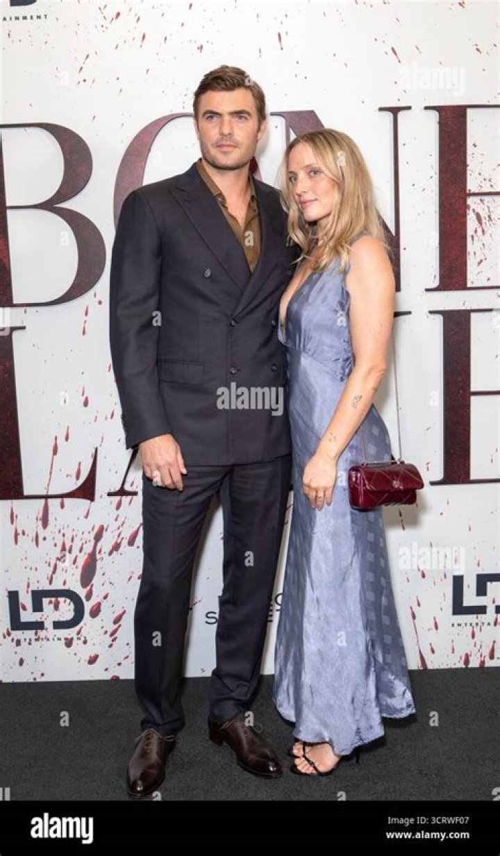 Who Is Alex Roe's Better Half? His Wife Explored