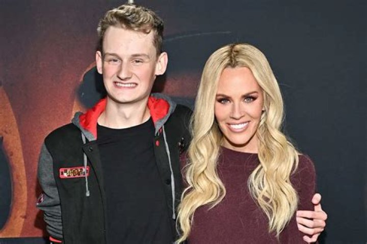 Who Is Jenny McCarthy's Husband?